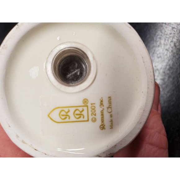 2001 Roman, Inc. Salt & Pepper Shakers - Fruits and Vegetables - Picture 8 of 8